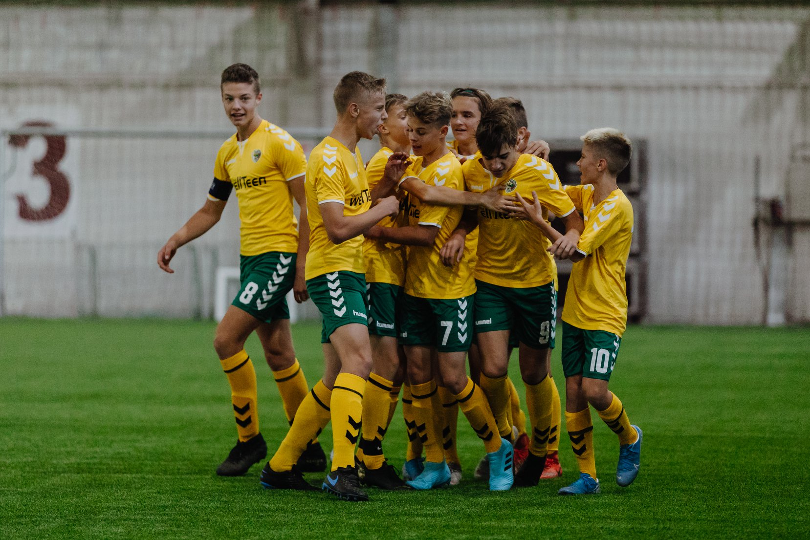 welteen-u14.jpg