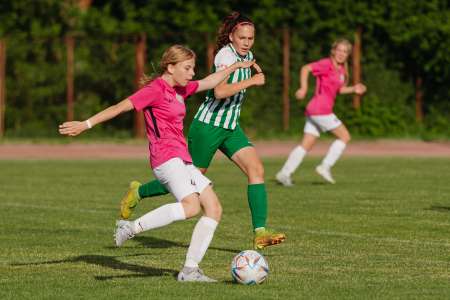 melu15.jpg